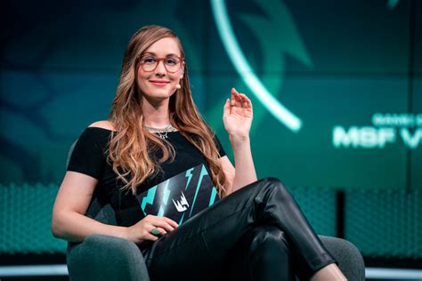 at long last queen sjokz is back in the lec jaxon