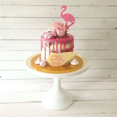 Remy had exactly one request for her birthday this year and that was a pink cake. Pink flamingo drip cake by Blossom & Crumb | Flamingo cake ...