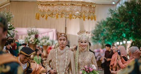 Check spelling or type a new query. Baju Adat Sunda Warna Hijau - Pakaian Adat