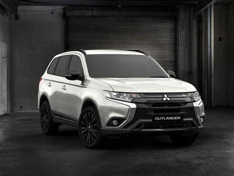 Outlander 5 And 7 Seat Suv Features And Specifications Mitsubishi Motors