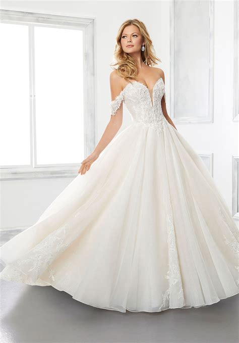 Ball Gown Wedding Dresses With Bling And Corset