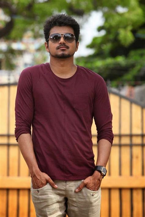 coogled actor ilayathalapathy vijay latest hd unseen pictures