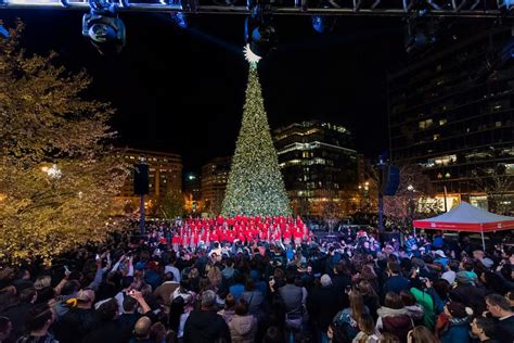 Annual Holiday Tree Lighting Celebration Washington Dc Nov 27 2019
