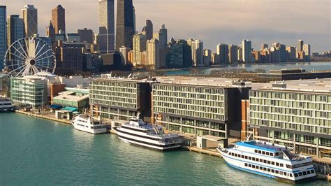 Navy Pier Tripster Travel Guide