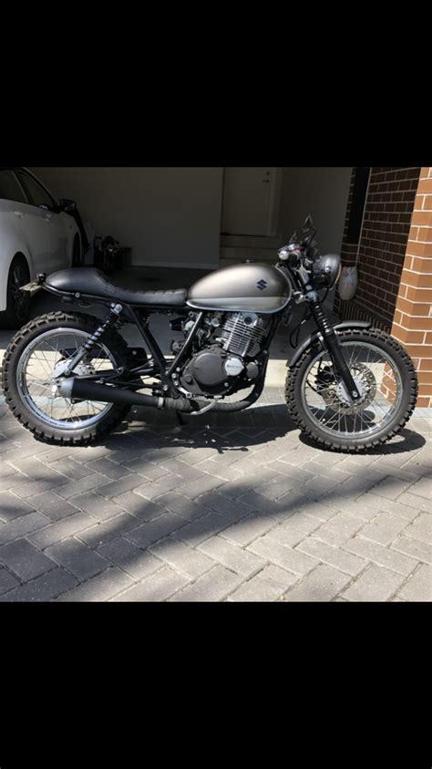 The tu was supposed to be a stand in until the gw250 arrived, but a you'll note from the intro image that we managed to hang on to our suzuki tu250x as long as possible and yes, it was sad to see it go. Tu250x Cafe Racer Seat | Reviewmotors.co