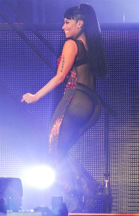 Damn Nicki Minaj Performs On Stage In A Thong Fishnets PHOTOS