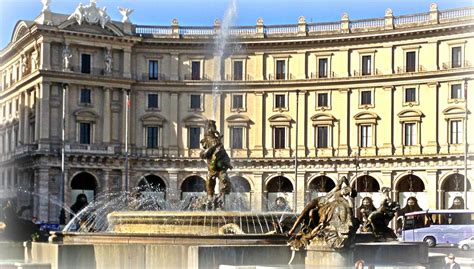 This was my first trip abroad without my family, so i opted in for a tour with ef college break. Pin by Susan Foster on ~Our Italy, Austria, Germany ...