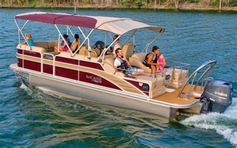 What's the best pontoon boat for you? What Lies Beneath: Part 1 Building under the surface ...