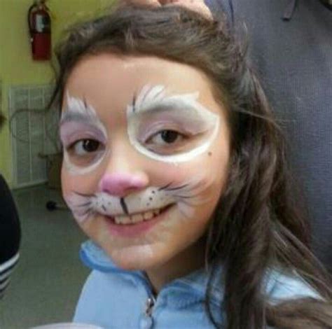 Get ready to paint the cutest and fastest bunny ever! 113 best Face paint bunnies images on Pinterest | Face ...