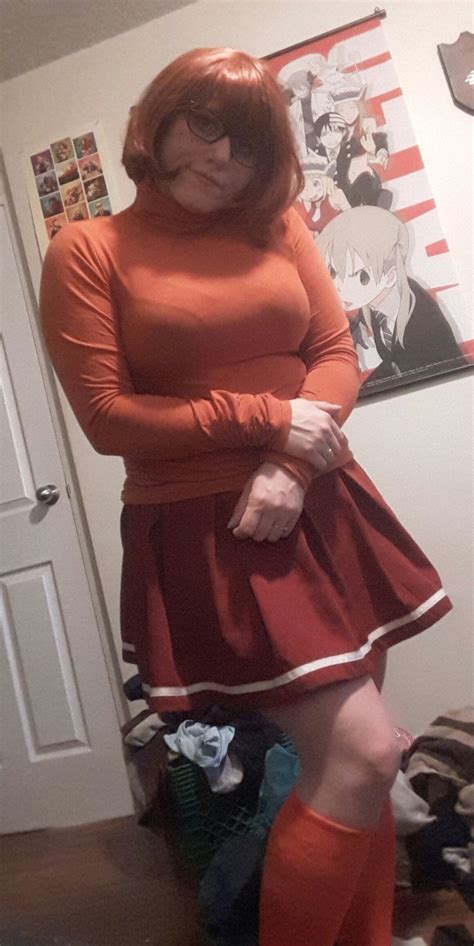 Self Velma Cosplay Scooby Doo Cosplay Bitly1pirklu Velma Cosplay Velma Cosplay