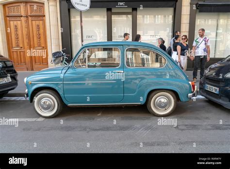 An Old Fiat 500 Car In Paris France Stock Photo Alamy