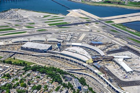 Lga Terminal B Redevelopment Receives First Envision Platinum Award