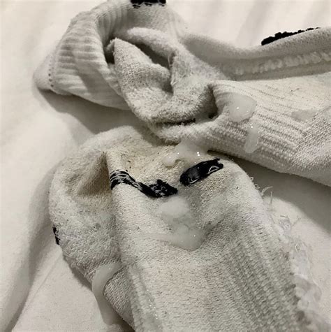 Anint205’s White Socks With Cum Male Feet Blog