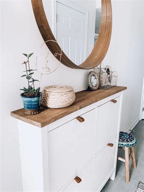 Transform your home with these diy ikea hacks and get crafting with these with this simple ikea hack, you can create a storage desk to maximize storage space while giving. Pin van Christine Nollet op Garage | Ikea, Decoraties ...