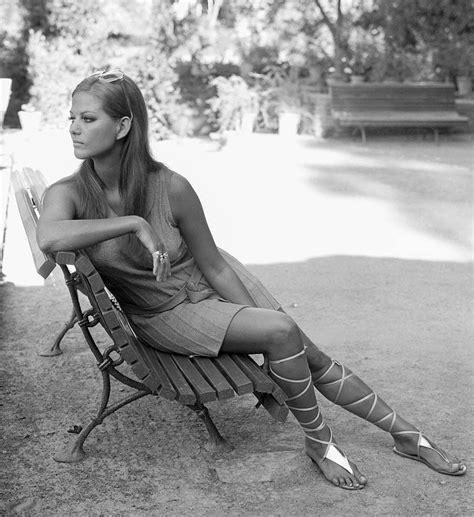 Claudia Cardinale During A Visit To The Alhambra Granada