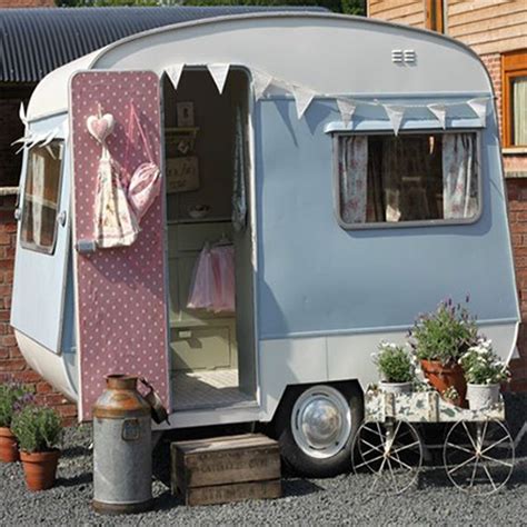 Caravans have come quite a distance since the traditional airstreams of the 1930s. HOME DZINE Craft Ideas | Turning one man's junk into ...