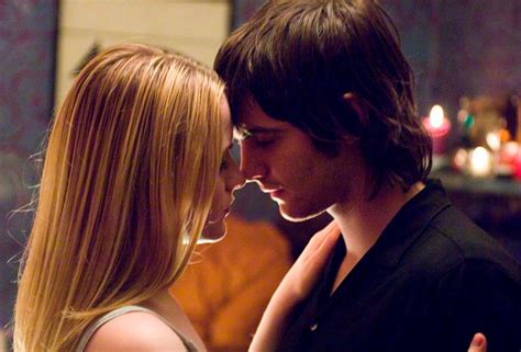 Movie Review Across The Universe The Ace Black Movie Blog