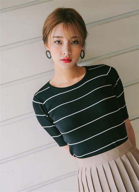 [stylenanda] Classic Pleated Mini Skirt Kstylick Latest Korean Fashion K Pop Styles