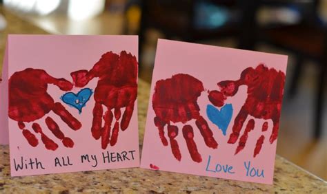 Valentines gifts for mom from baby. Hand Print Valentines DIY ~ Valentines gift ideas - A ...