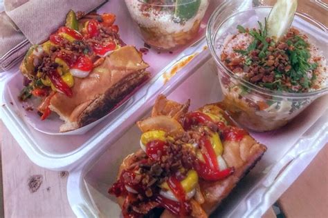 Las Vegas Strip Daytime Sightseeing and Foodie Tour 2021