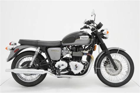 A stock 2012 triumph bonneville se. Buy 2012 Triumph Bonneville T100 on 2040-motos