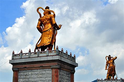 Nachdem u 862 das malaiische penang erreicht hatte, trat es zur dort stationierten 33. Malaysia Urlaub 2020: Naturparadies und Multikulti-Staat