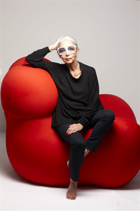 Al trattamento dei miei dati personali per elaborare un mio profilo volto a personalizzare l'offerta di prodotti e servizi di vendita/assistenza da parte di rossana o della propria rete vendita o di specifici. The Italian Doyenne Of Contemporary Design, Rossana ...