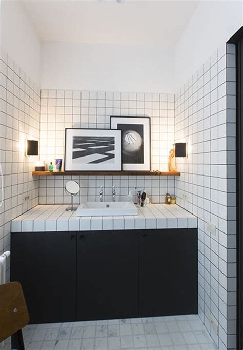 30 Black And White Bathroom Wall Tile Designs Ideas And Pictures