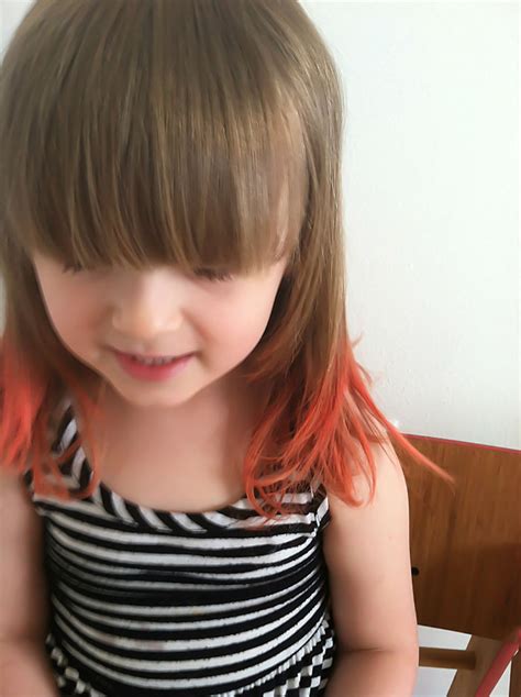 People Are Letting Kids Dye Their Hair And The Internet Is Freaking