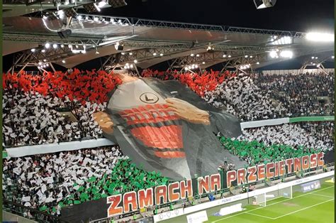 Legia is the most successful polish football club in history winning record 15 ekstraklasa champions titles, a record 19 polish cup and four polish supercup . Legia Warszawa 2cztery7 - Skrr.pl | Dla kultury.