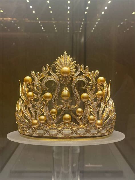 Look The Miss Universe Ph 2022 Crown By Jewelmer Previewph