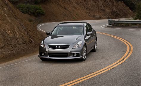 If you're shopping $40,000 sport sedans, the infiniti g37 is required driving: 2010 Infiniti G37 Anniversary Edition Sedan / Coupe ...