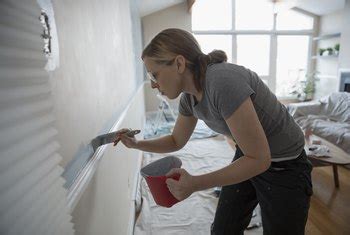 Do i use matte paint for the entire room or matte walls with eggshell wainscoting? How to Paint a Room With a Chair Rail | Home Guides | SF Gate