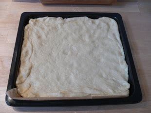 Rezept Süßer Hefeteig Detailierte Schritt für Schritt Anleitung