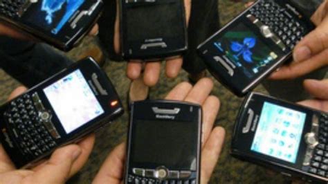 Daftar Hp Blackberry Yang Tak Bisa Dipakai Lagi Dulu Berjaya Kini Os