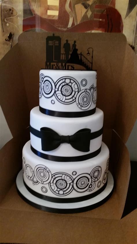 Dr who cake with cupcakes tardis cake for a birthday with cupcakes inspired in all doctors until now. Our Doctor Who wedding cake. | Doctor who cakes, Doctor ...