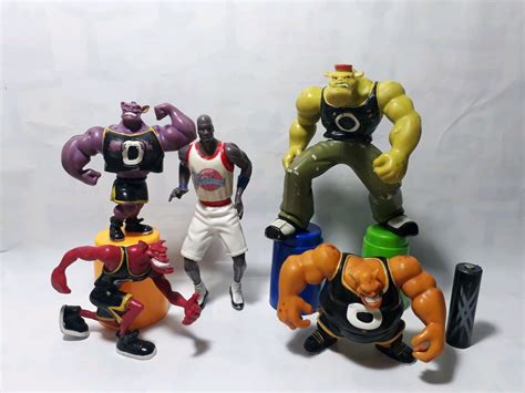 Favorite character scholastic book cover tune space jam books monster space aliens picture book. Jual Monstar Space Jam Happy Meal Monster Toys Michael ...