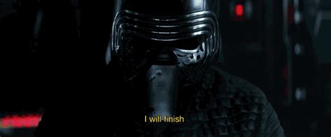Spot star wars new dimensions: Kylo Ren almost looked way more like Darth Vader in "The Force Awakens" | HelloGiggles