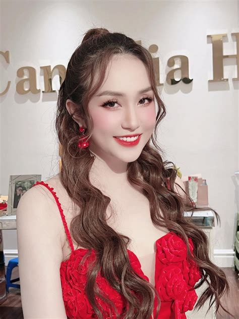 Cựu Hot Girl Hà Thành Lấy Nam Ca Sĩ Hơn 12 Tuổi đẻ 3 Con Vẫn Mơn Mởn Thay đổi Một điểm được