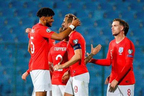 يدخل منتخب انجلترا اليوم في مباراة قوية منتخب انجلترا نجح في التأهل للدور ثمن النهائي بعدما نجح في احتلال صدارة المجموعة. بسبب العنصرية ضد منتخب إنجلترا... إقالة رئيس الاتحاد ...