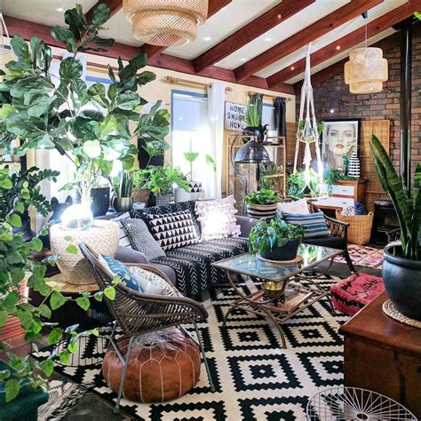 Love This Boho Lounge Us Too See How To Get A Boho Living Room On
