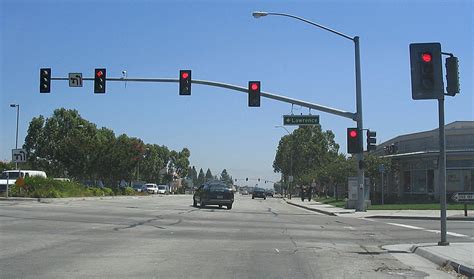 Using Smart Signal Data To Predict Red Light Running At Intersections