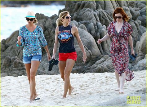 Stacy Keibler Beach Stroll With Cindy Crawford Photo Cindy