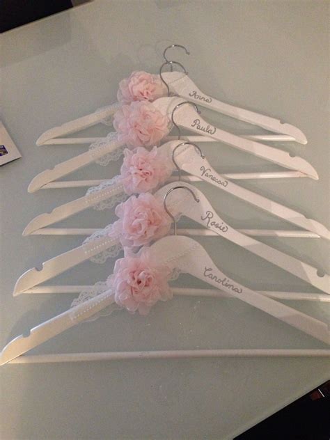 This one is particularly adorable and easy! DIY bridesmaid hangers | Bridesmaid diy, Bridesmaid hangers, Maid of honor