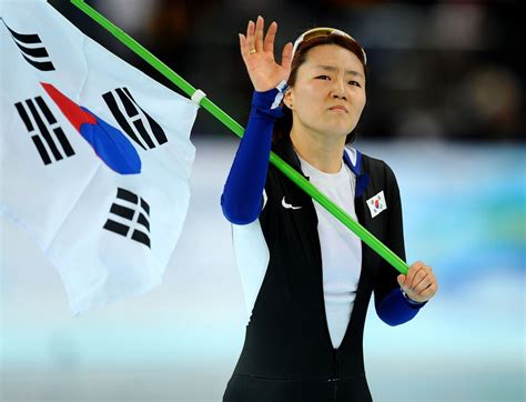 Sang Hwa Lee Of South Korea Claims Third Olympic Speed Skating Gold UPI Com