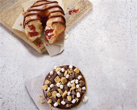 Dunkin Donuts Introduces Smores And Chocolate Drizzled Strawberry