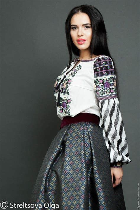 ukrainian beauty folk fashion Ольга Стрельцова дизайнер Вінниця christmas embroidery patterns