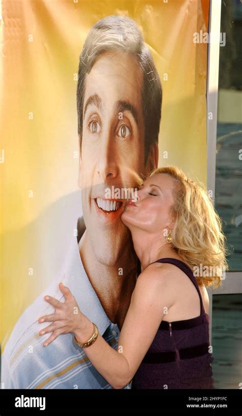 Leslie Mann Attends The 40 Year Old Virgin World Premiere In Hollywood Picture Uk Press Stock