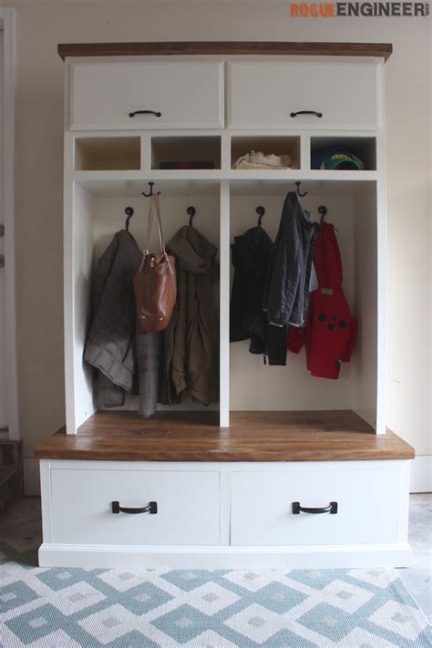 Mudroom Lockers With Bench Free Diy Plans