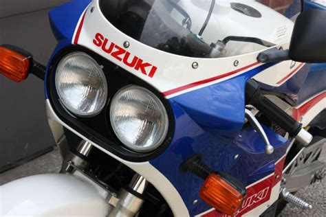 For suzuki fans, this might be a pretty special and unique bike to own considering it's both a highly sought after gsxr 750, and also the limited 50th anniversary edition model found only in 2014 model year bikes. 1986 Suzuki GSXR 750 Limited Edition | Bike-urious